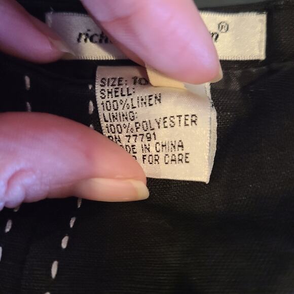 Richard Malcolm 100% Linen Skirt Stitch embroidered Black CUTE! Size 10 - Picture 8 of 8